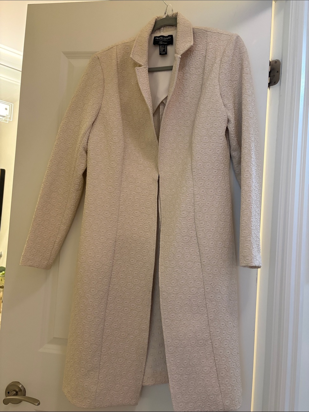 Frank Lyman Elegant Cream Textured Evening Jacket